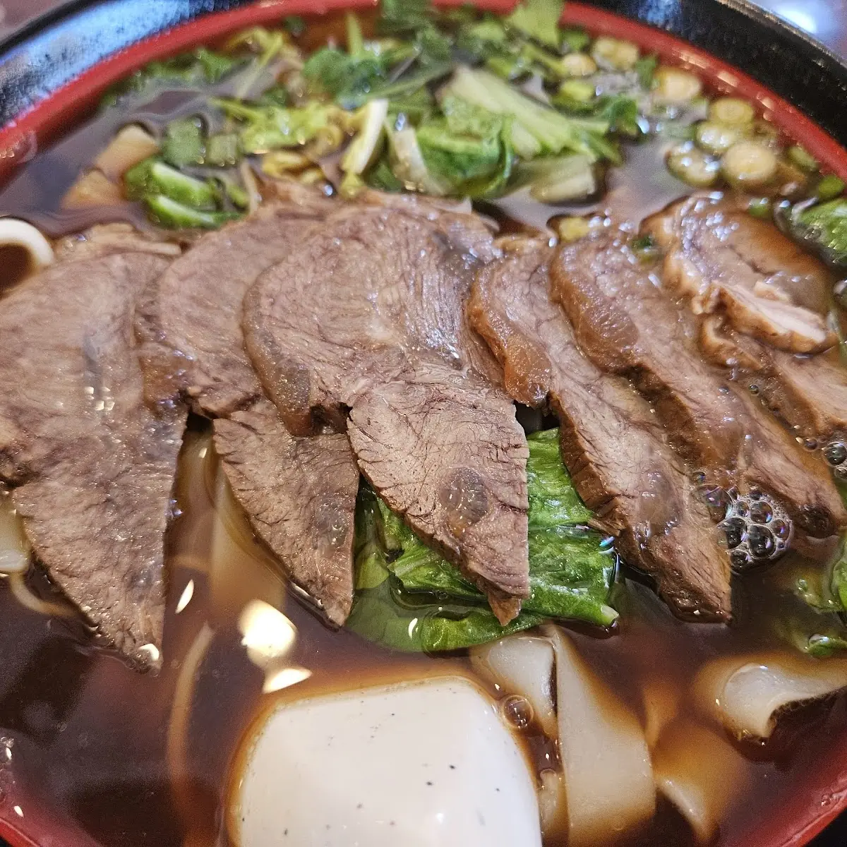 红烧牛肉面 beef noodle soup